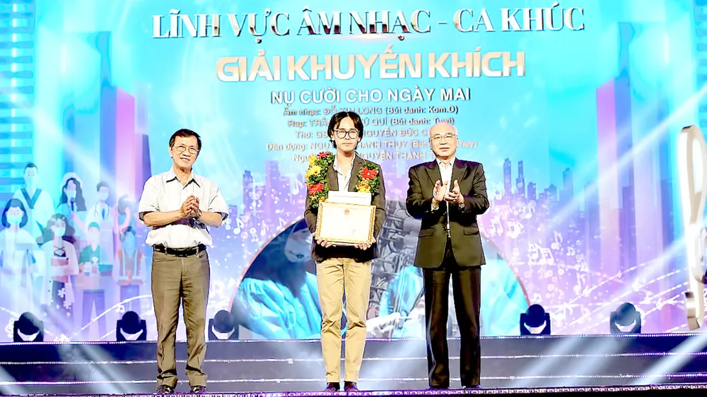 Chung một niềm tin chiến thắng ảnh 1