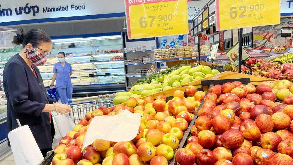 Xăng dầu giảm giá mạnh, giá hàng hóa, dịch vụ giảm...  nhỏ giọt ảnh 1