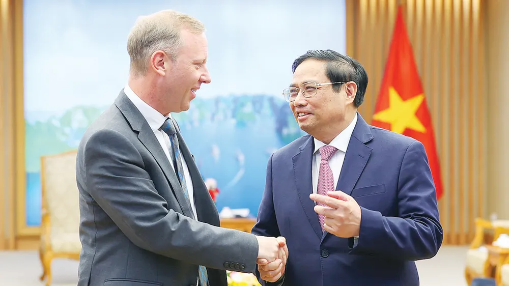 Thủ tướng  Phạm Minh Chính tiếp Đại sứ Liên hiệp Vương quốc Anh và Bắc Ireland Gareth Ward, chiều 2-8. Ảnh:  VIẾT CHUNG