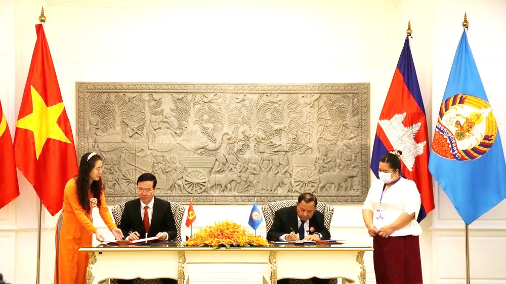  Việt Nam - Campuchia: Đẩy mạnh quan hệ hợp tác vì lợi ích của nhân dân hai nước ảnh 1