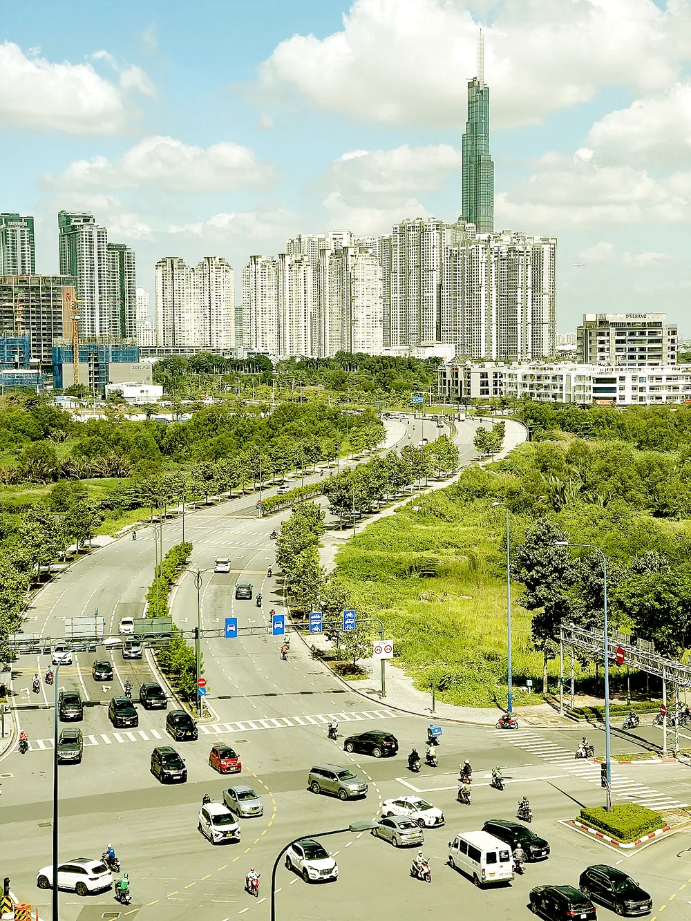 Khu đô thị mới Thủ Thiêm (TP Thủ Đức) là nơi TPHCM dự kiến đặt trung tâm tài chính quốc tế. Ảnh: HOÀNG HÙNG Khu đô thị mới Thủ Thiêm (TP Thủ Đức) là nơi TPHCM dự kiến đặt trung tâm tài chính quốc tế. Ảnh: HOÀNG HÙNG