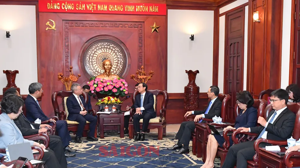 Quang cảnh buổi tiếp. Ảnh: VIỆT DŨNG