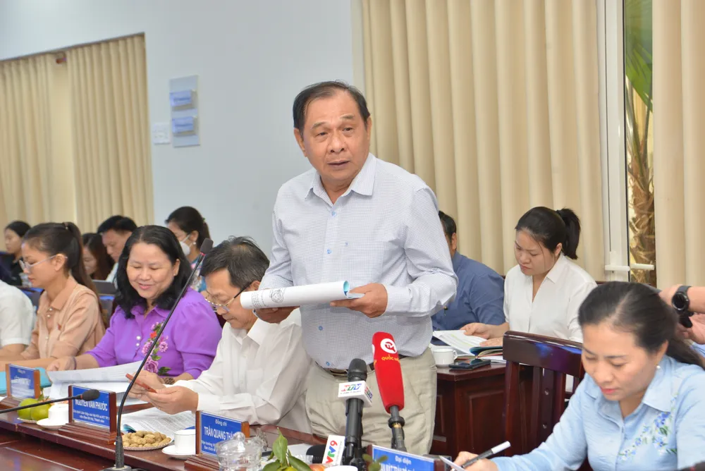 Đại biểu phát biểu tại buổi làm việc. Ảnh: CAO THĂNG Đại biểu phát biểu tại buổi làm việc. Ảnh: CAO THĂNG