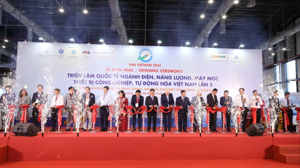 Triển lãm Quốc tế Giấy và Bao bì Việt Nam  khai mạc tại Trung tâm Triển lãm quốc tế WTC Expo.jpg