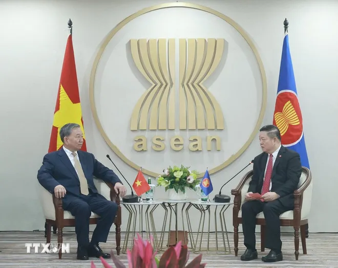 tong-bi-thu-ban-thu-ky-asean-6.jpg