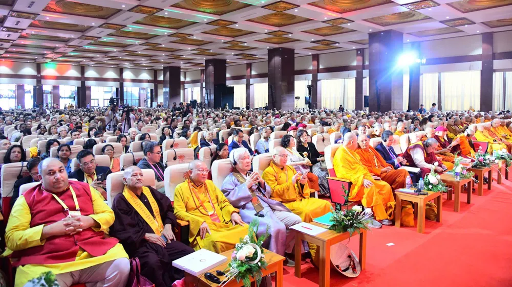 Quang cảnh phiên toàn thể của Hội thảo quốc tế sáng 7-5 tại Đại lễ Vesak Liên Hợp Quốc 2025