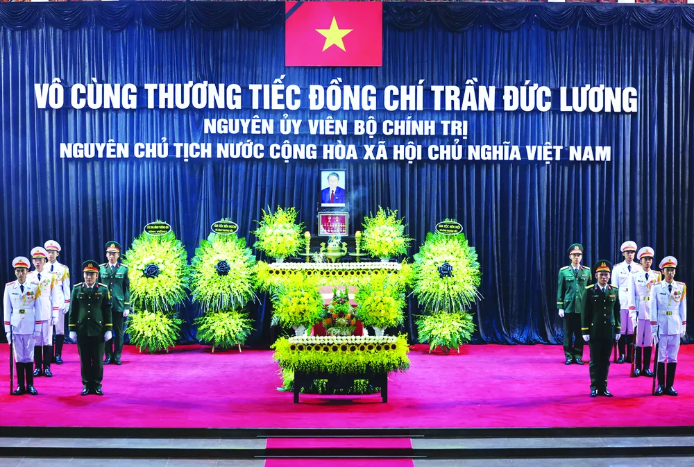 Người đảng viên Cộng sản trung kiên, nhà lãnh đạo tận tụy, mẫu mực