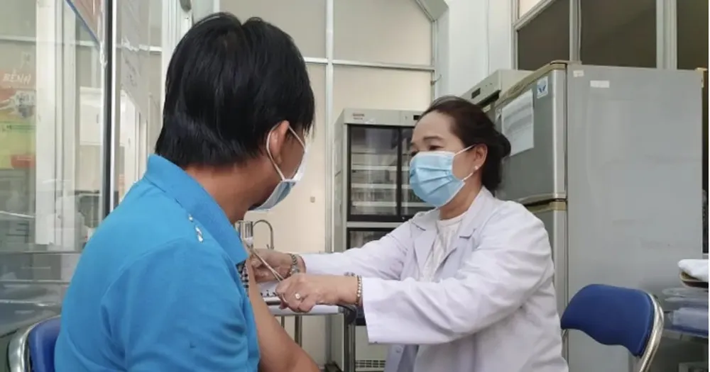 TPHCM: Số ca mắc Covid-19 tăng nhanh, đã có trường hợp tử vong