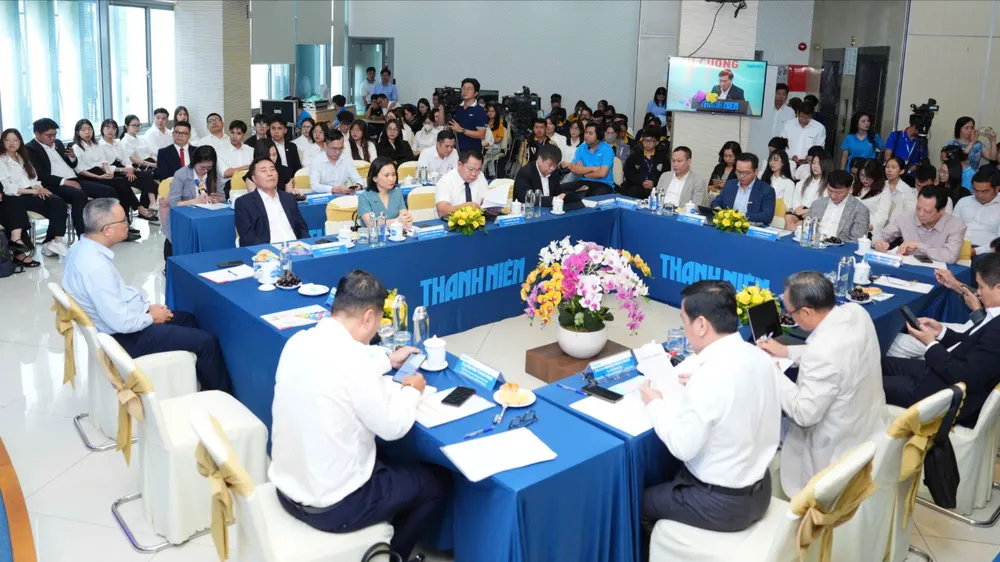 Nhiều chuyên gia, doanh nghiệp đã tham gia đóng góp ý kiến tại hội thảo