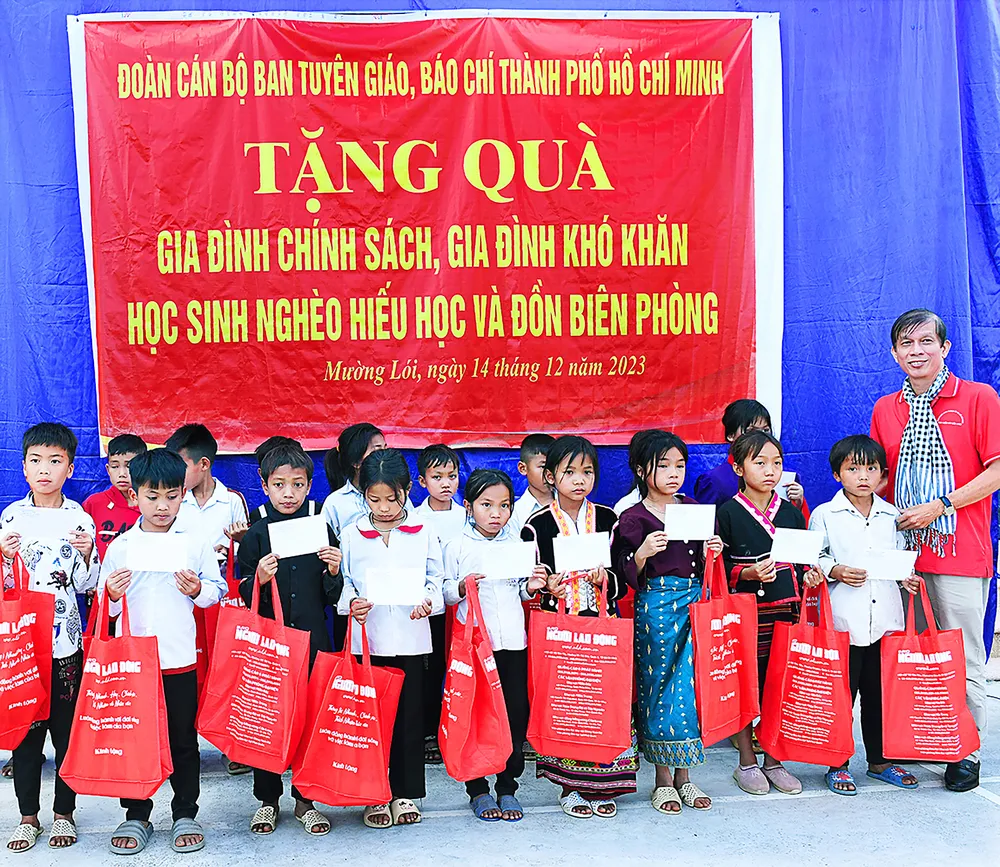 PSA Anh6-tranthephong5.jpg