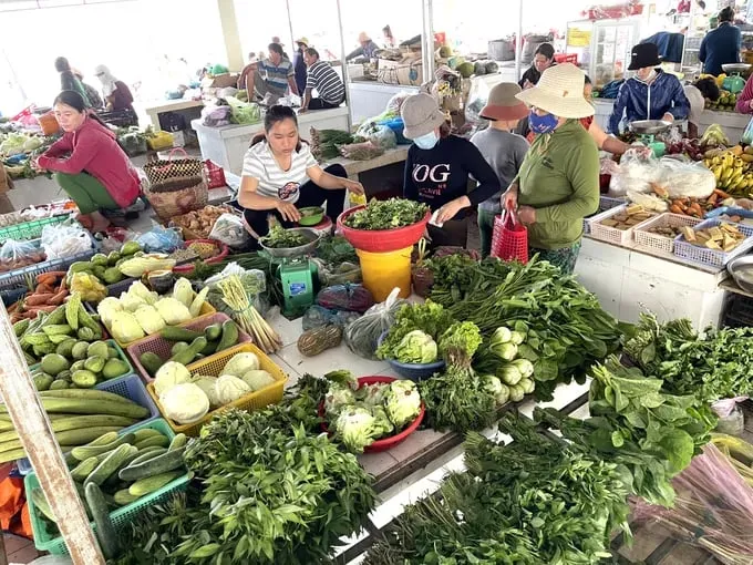 Triển khai hóa đơn điện tử từ máy tính tiền: Còn nhiều vướng mắc tại các chợ dân sinh