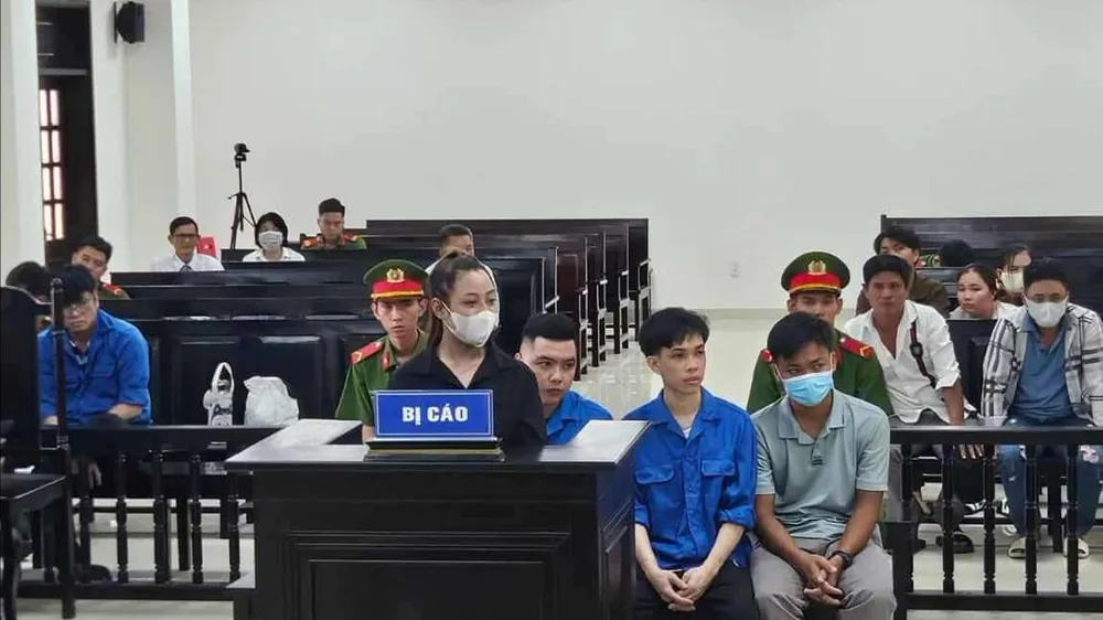 Các bị cáo tại toà