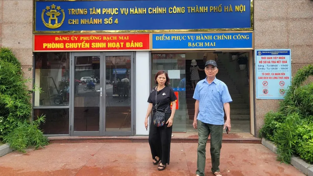 Ngày đầu vận hành chính quyền 2 cấp ở Hà Nội: Khẩn trương, chuyên nghiệp, phục vụ tận tình