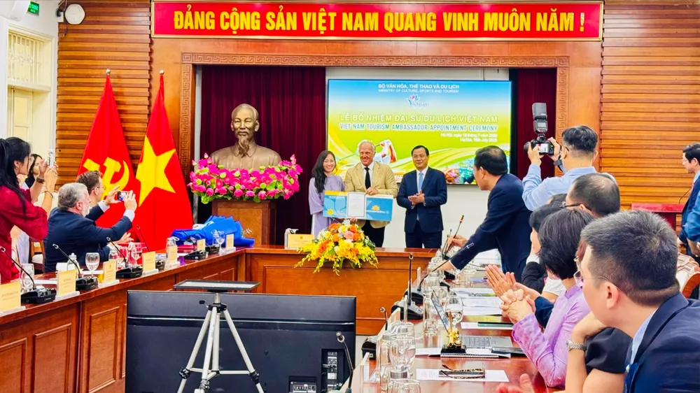 Trao quyết định bổ nhiệm Đại sứ du lịch Việt Nam nhiệm kỳ 2025-2030