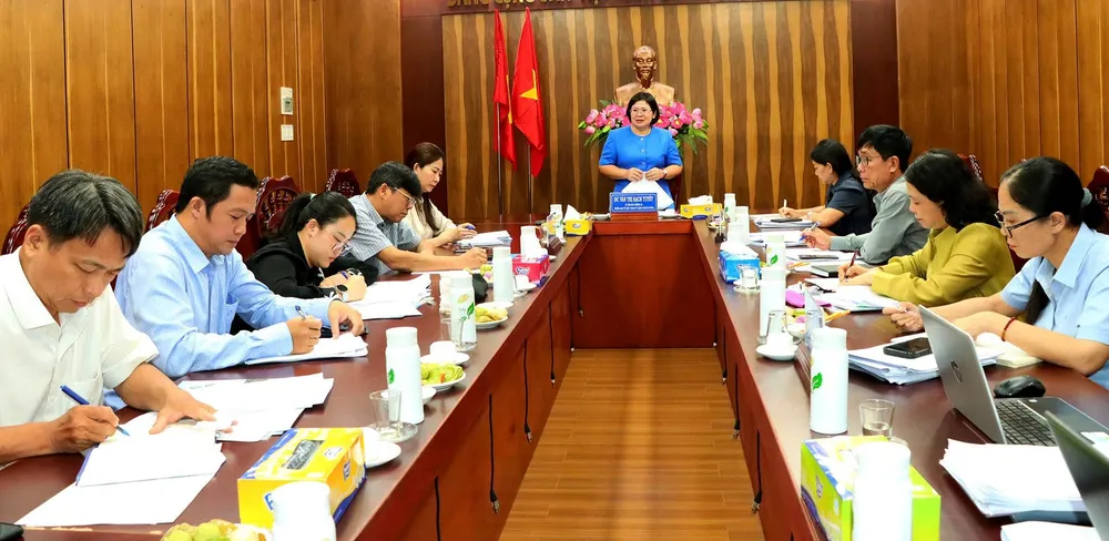 Quảng cảnh buổi làm việc. Ảnh: VÂN ANH