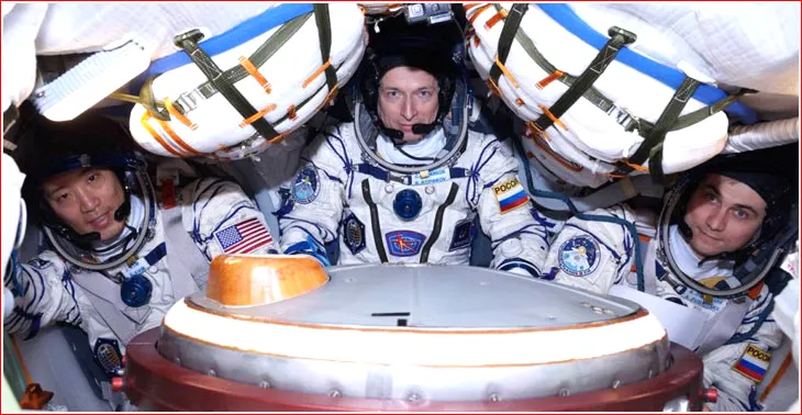 Phi hành gia người Mỹ và 2 phi hành gia người Nga tham gia vụ phóng tàu Soyuz MS-27. Ảnh: Russian Space Web
