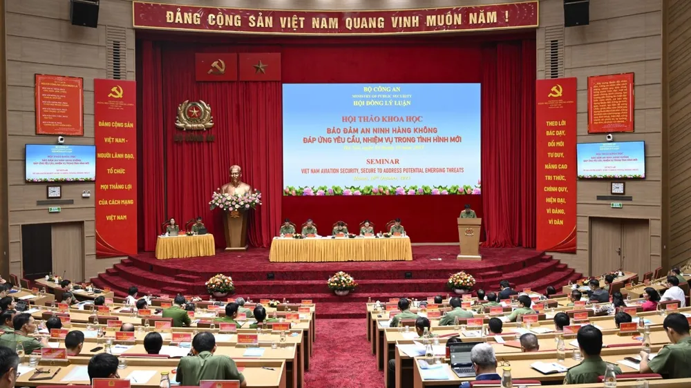Toàn cảnh hội thảo