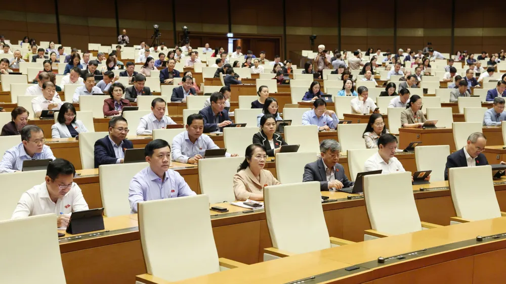 Phiên họp Quốc hội sáng 23-10. Ảnh QUANG PHÚC.jpg