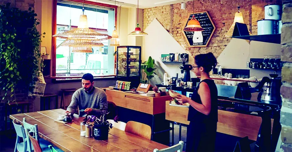 Một quán cà phê trong chuỗi nhà hàng của Nguyen Ngoc Duc. Ảnh: NAM VINH 