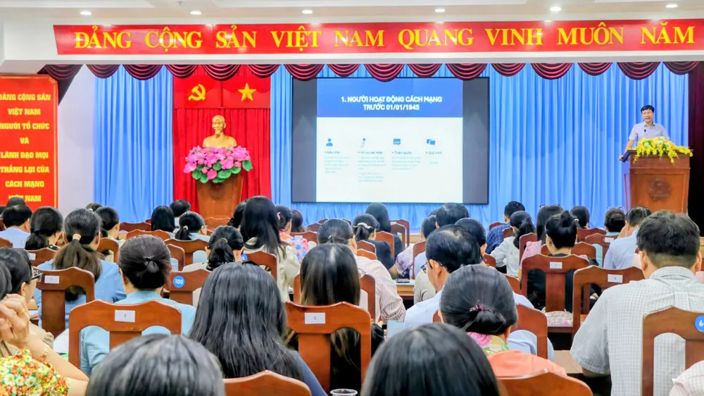 Quang cảnh buổi tập huấn