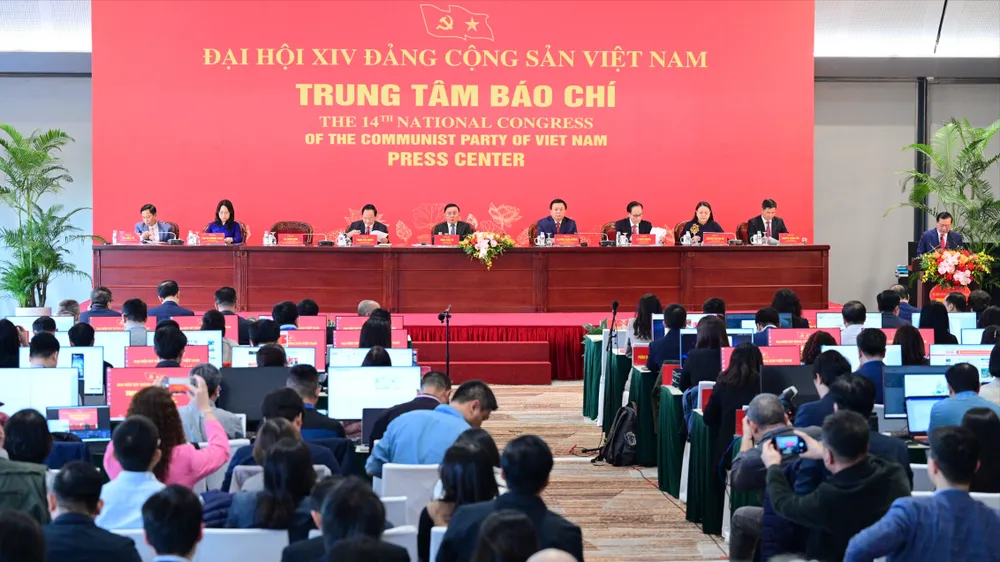 Họp báo về Đại hội đại biểu toàn quốc lần thứ XIV của Đảng. Ảnh: ĐỖ TRUNG