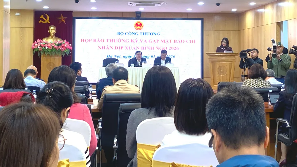 Quang cảnh họp báo sáng 29-1. Ảnh: VĂN PHÚC