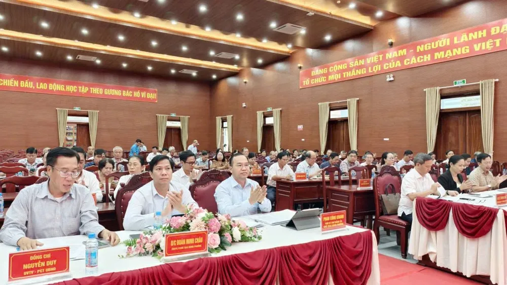 Các đại biểu tham dự hội nghị