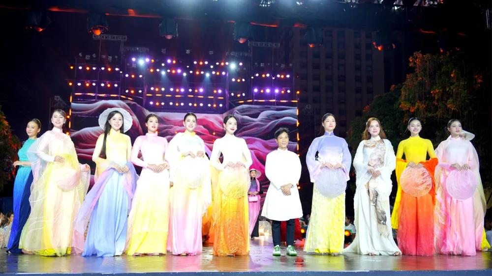 Ảnh chụp Màn hình 2026-03-08 lúc 02.47.38.png