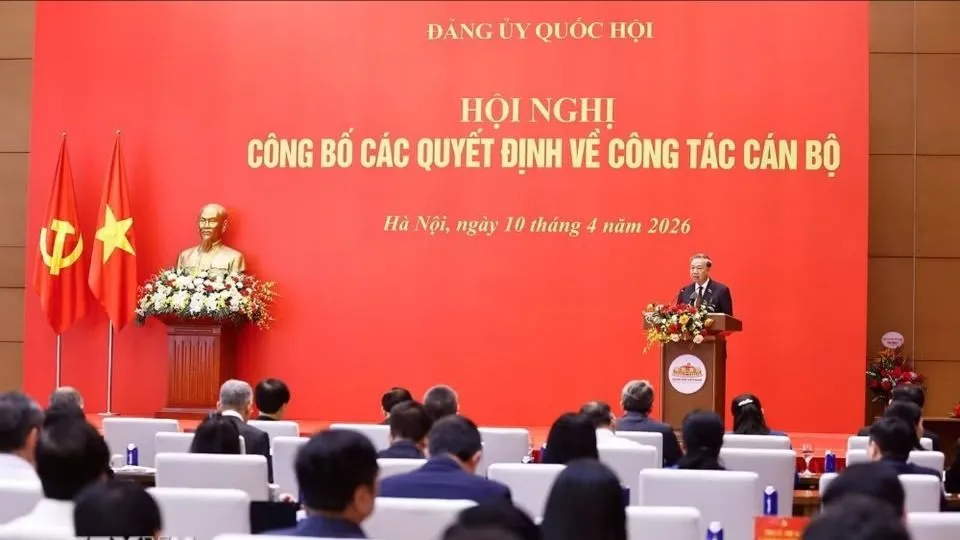 Tổng Bí thư, Chủ tịch nước đề nghị Đảng ủy Quốc hội phải đặc biệt coi trọng công tác xây dựng Đảng bộ Quốc hội thực sự trong sạch, vững mạnh, tiêu biểu về bản lĩnh chính trị, đạo đức, lối sống và năng lực lãnh đạo. Ảnh: TTXVN