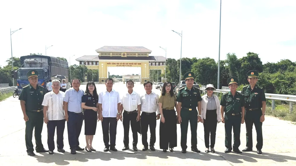 khao sat 1.jpg