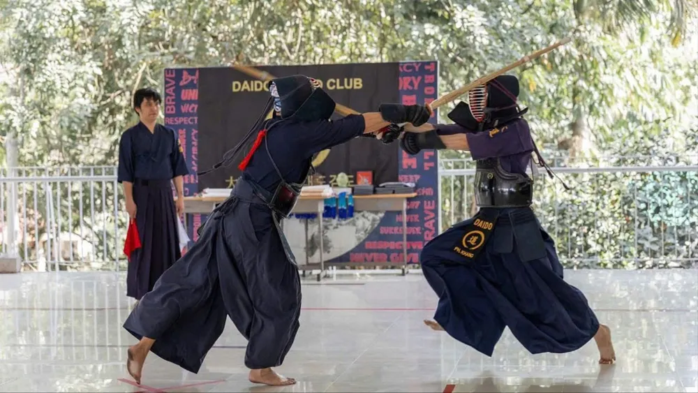 Các thành viên của Daido Kendo Club tập luyện. Ảnh: PHƯỚC TRUNG