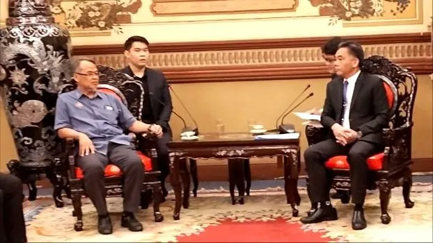 Phó Chủ tịch thường trực UBND TPHCM Nguyễn Lộc Hà tại buổi tiếp ông Datuk Mohamad Azhan Bin Md. Amir. Ảnh: VIỆT ANH
