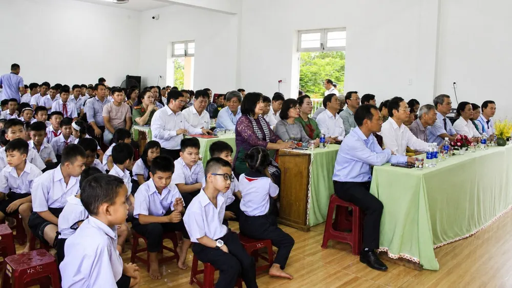 khia giang n.jpg