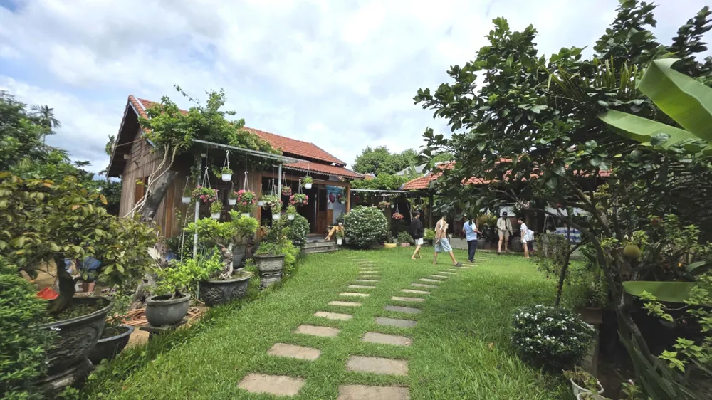 lang dai binh 1.jpg