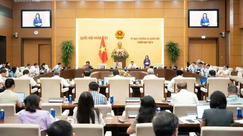 Phiên họp thứ 6, Ủy ban Thường vụ Quốc hội sáng 23-9. Ảnh: Quochoi.vn