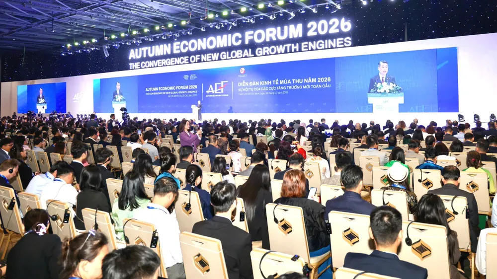 Phiên toàn thể cấp cao Diễn đàn Kinh tế Mùa thu 2026 sáng 28-10. Ảnh: HÙNG TRIỀU