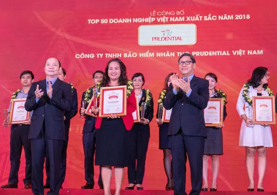 Prudential - Top 50 DN Việt Nam xuất sắc.