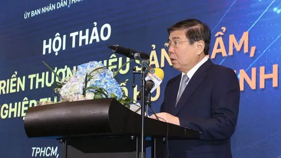 Chủ tịch UBND TPHCM Nguyễn Thành Phong phát biểu tại Hội thảo “Phát triển thương hiệu sản phẩm, doanh nghiệp TPHCM”.