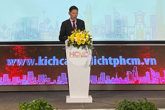 Phó Chủ tịch UBND TPHCM Trần Vĩnh Tuyến phát biểu tại hội nghị.