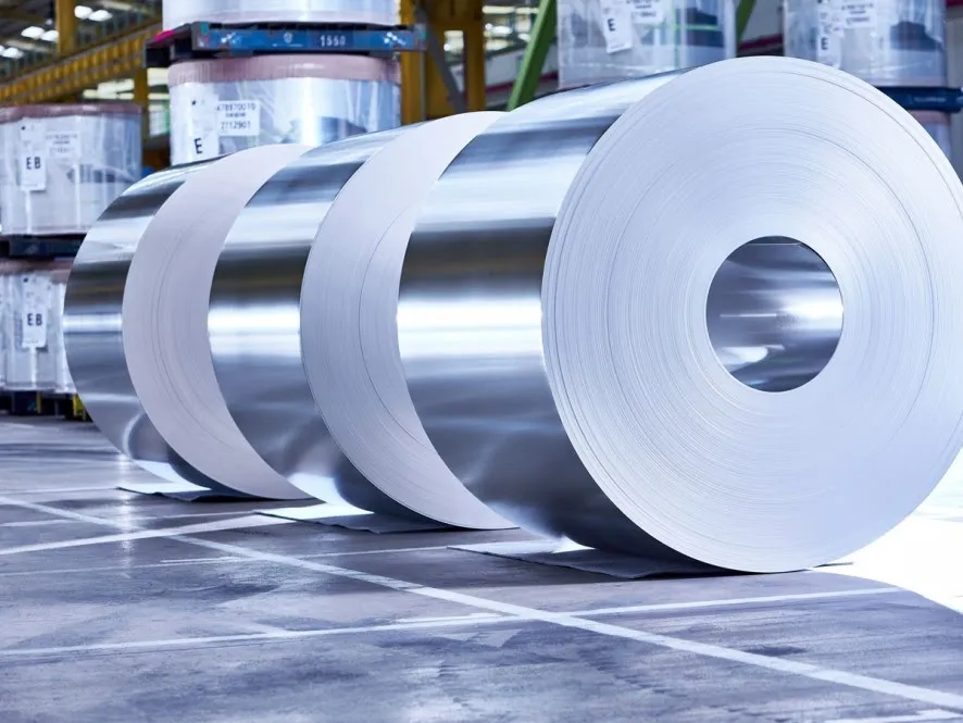 Bộ Xây dựng cho biết giá thép gần đây tăng đột biến, không theo quy luật thị trường, đã tác động tiêu cực đến các hoạt động đầu tư xây dựng. Ảnh: VMG 