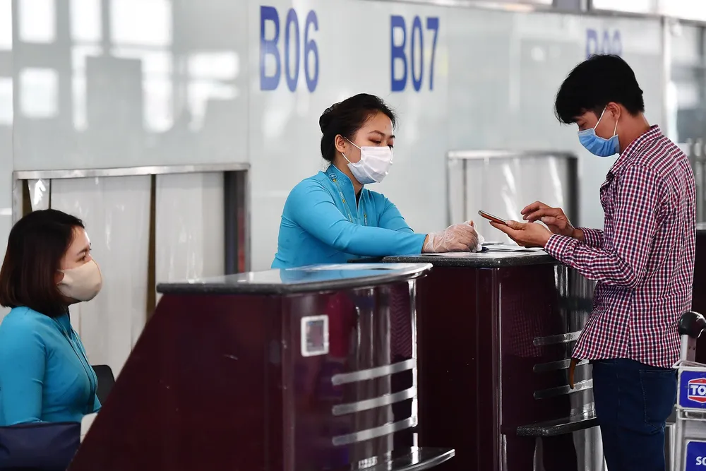 Vé máy bay Tết 2022 có thể tăng lên 10 triệu đồng nếu bỏ trần giá vé ảnh 2