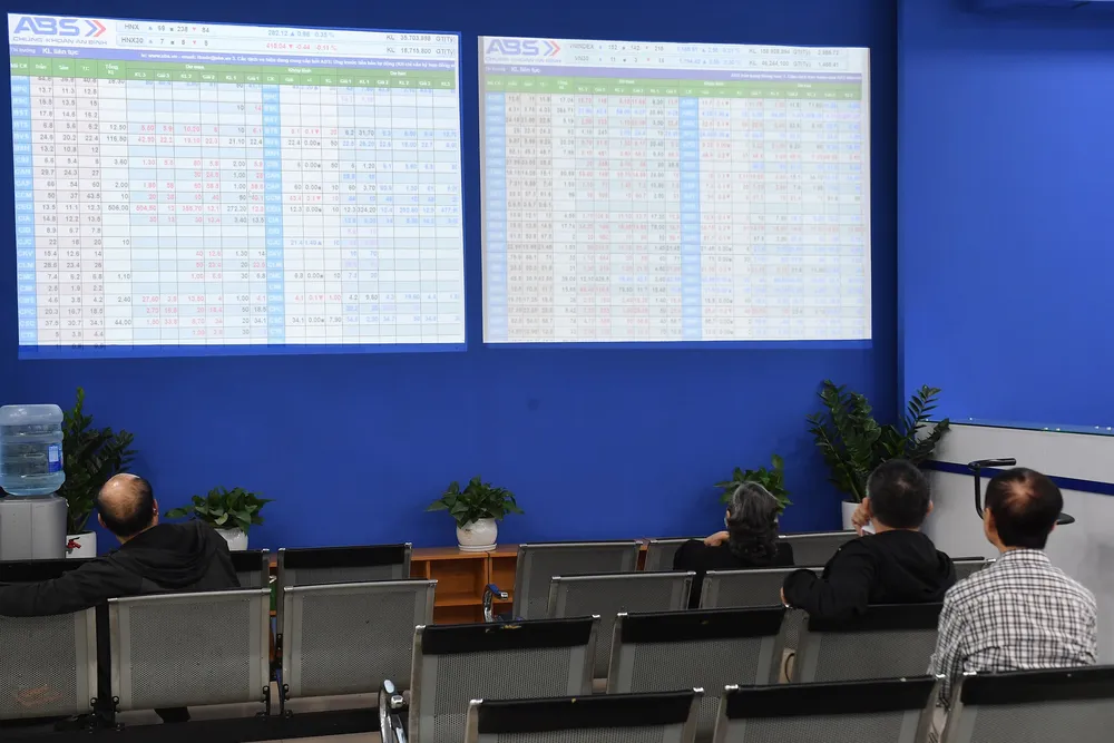 Tiền đổ vào chứng khoán có khiến thị trường tạo bong bóng? ảnh 3