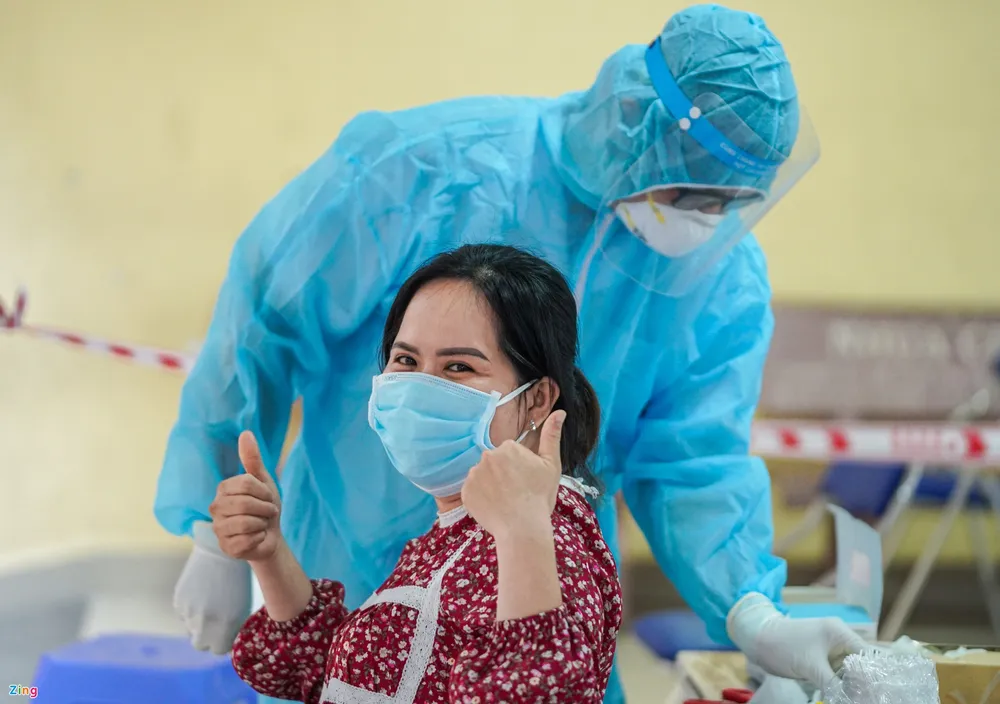 'Tất cả kịch bản tăng trưởng sẽ thất bại nếu không nhập được vaccine' ảnh 2