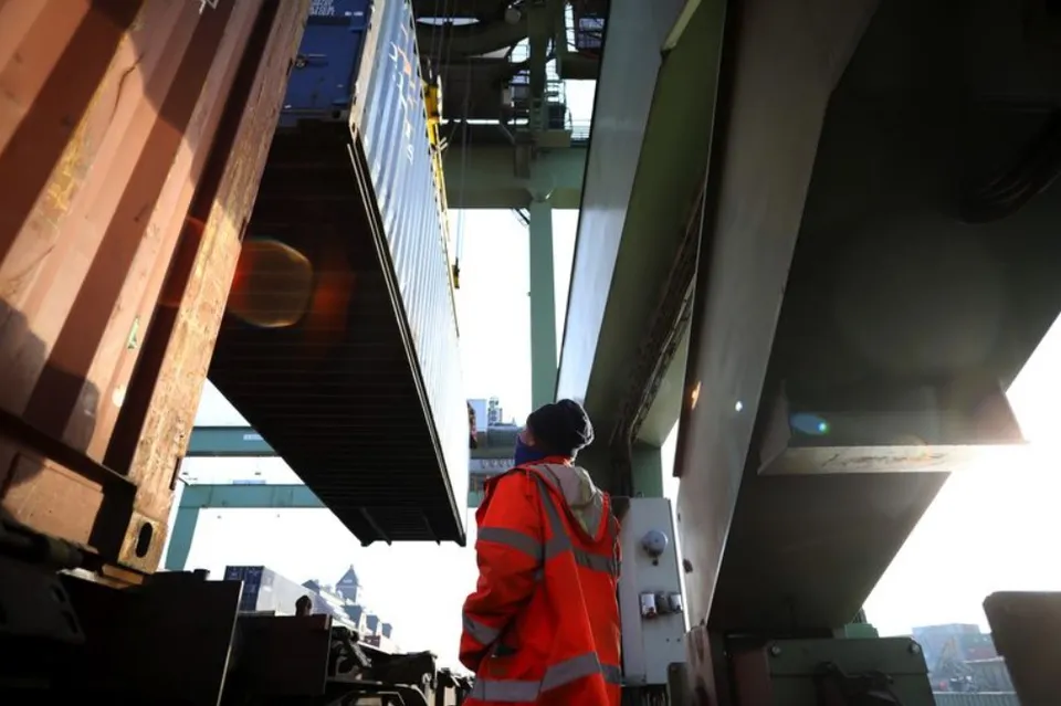 Giá hàng hóa toàn cầu có thể sẽ tăng vọt ảnh 2