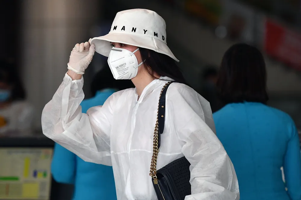 Người dân ở TPHCM cần chuẩn bị gì khi được tiêm vaccine Covid-19? ảnh 1