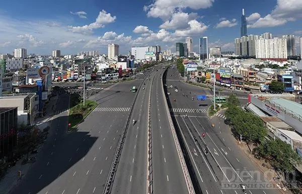 Bình tĩnh đối diện với Covid-19 ảnh 2