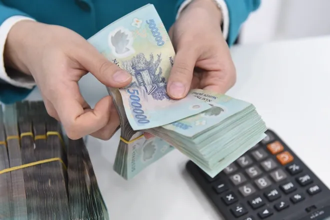 Đưa lãi suất tiền gửi về 0%: Một đề xuất tưởng tượng trong phòng máy lạnh? ảnh 2