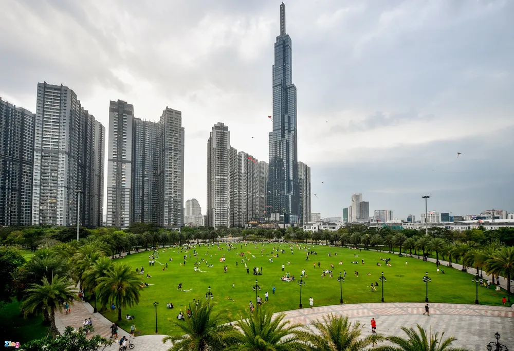 Ông Phạm Nhật Vượng: Xe điện VinFast sẽ không kém gì Tesla ảnh 2