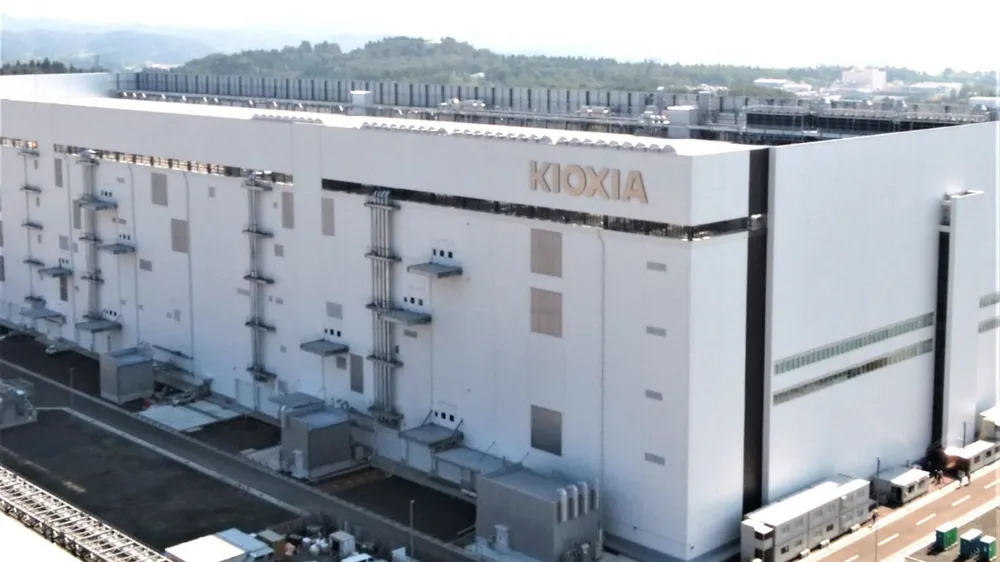 Toshiba 'rối như canh hẹ'! ảnh 2