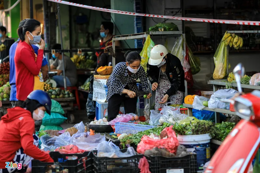Chợ đầu mối Hóc Môn đóng cửa có khiến đứt gãy nguồn cung? ảnh 2